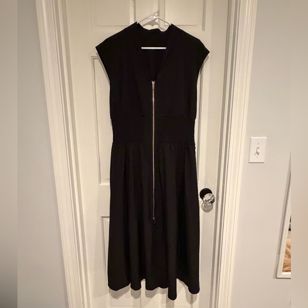 Wenrine Black Zipper Dress - Picture 3 of 4